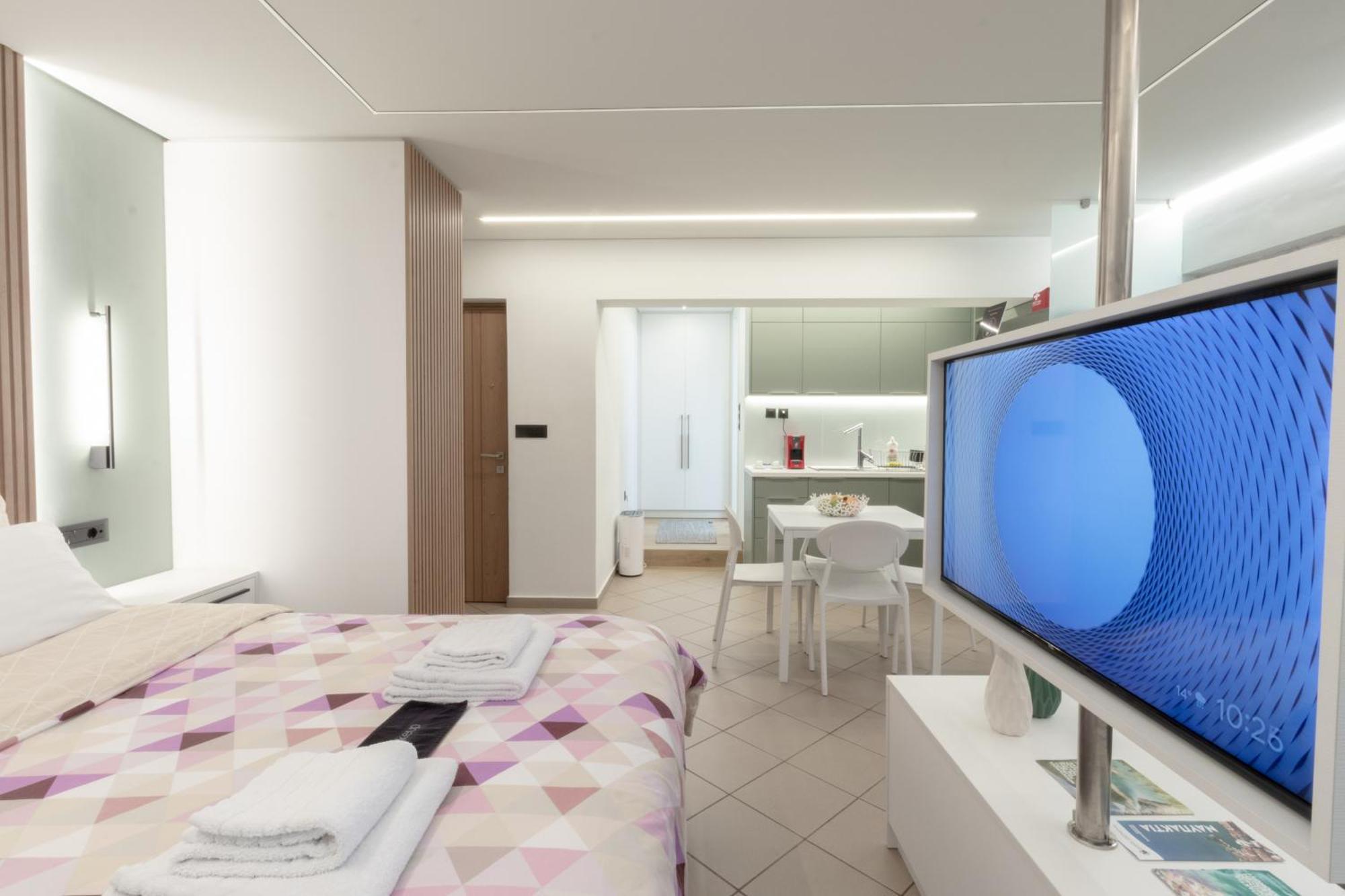 Nafpaktos-Luxury Suite Exteriör bild
